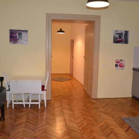 Casa Krone - Piata Sfatului Brassó Kültér fotó